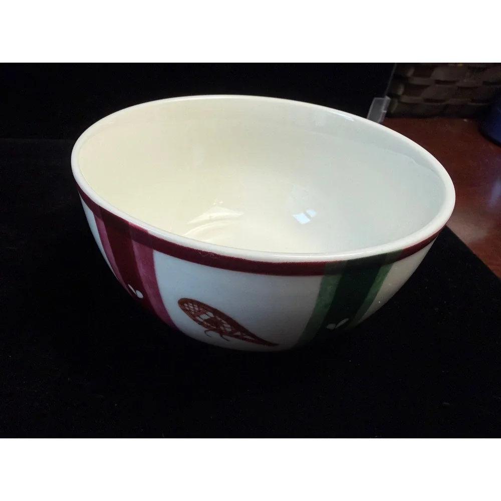 Pfaltzgraff Christmas Heritage Cereal Soup Bowls Set of 4‎ Winter Tree Mitten